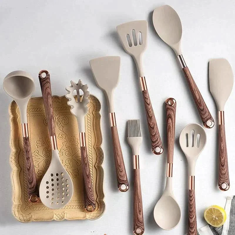 10-Piece Kitchen Utensil Set with Ergonomic Design - Image 2