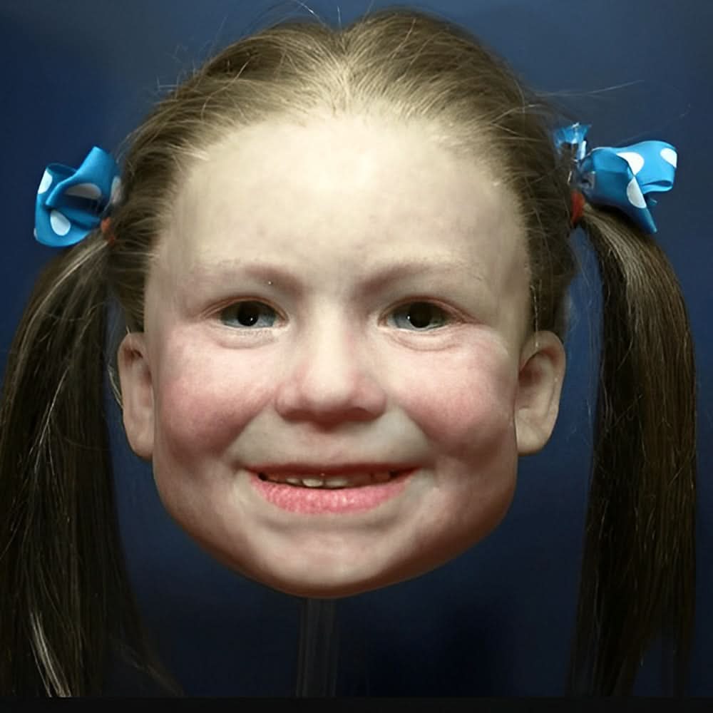 Aikuisten Realistinen Naamio Halloween Juhliin - Image 22
