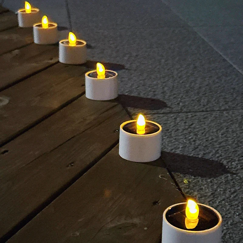 Aurinkoenergialla Toimivat LED Kynttilät Ulkokäyttöön, Säänkestävä ja Automatisoitu Illanviettoon - Image 2
