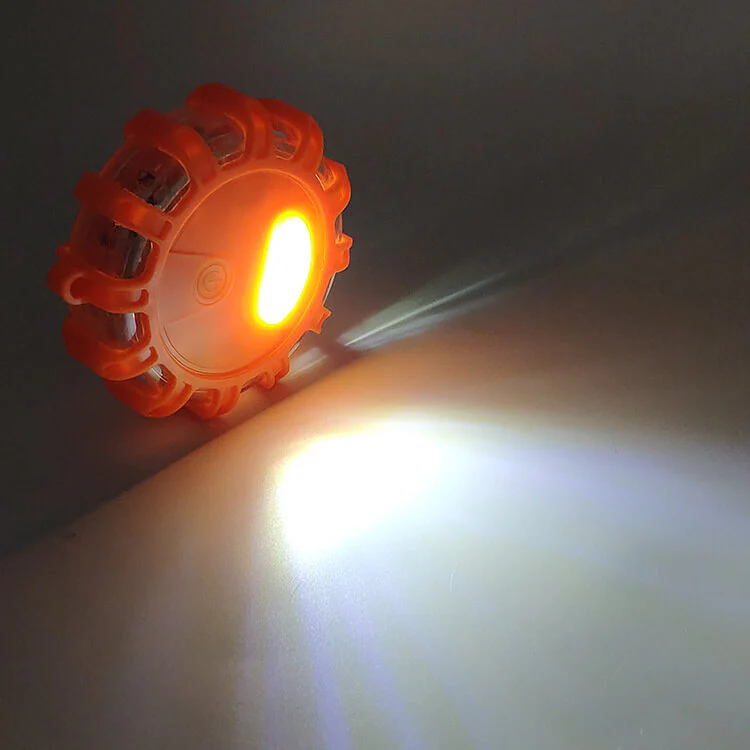 Hätä-LED-valo - Image 9