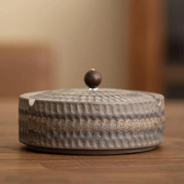 Käsintehty Retro Tuhkakuppi Kannella - Image 5