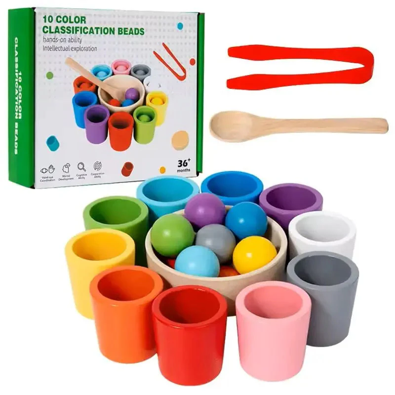 Lasten Leikkipeli Sateenkaaripalloilla ja Kuppeilla - Image 3