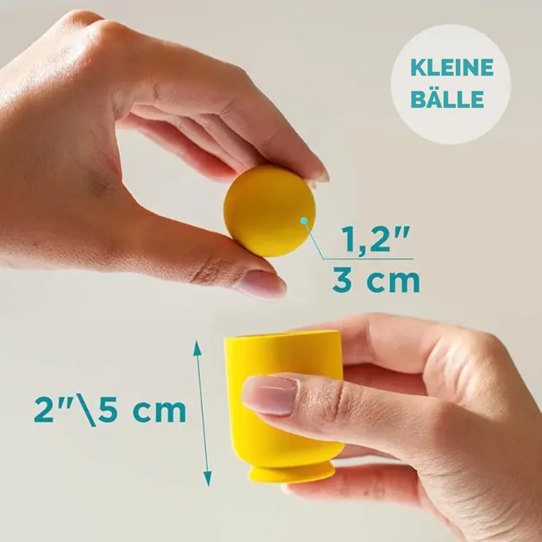 Lasten Leikkipeli Sateenkaaripalloilla ja Kuppeilla - Image 6
