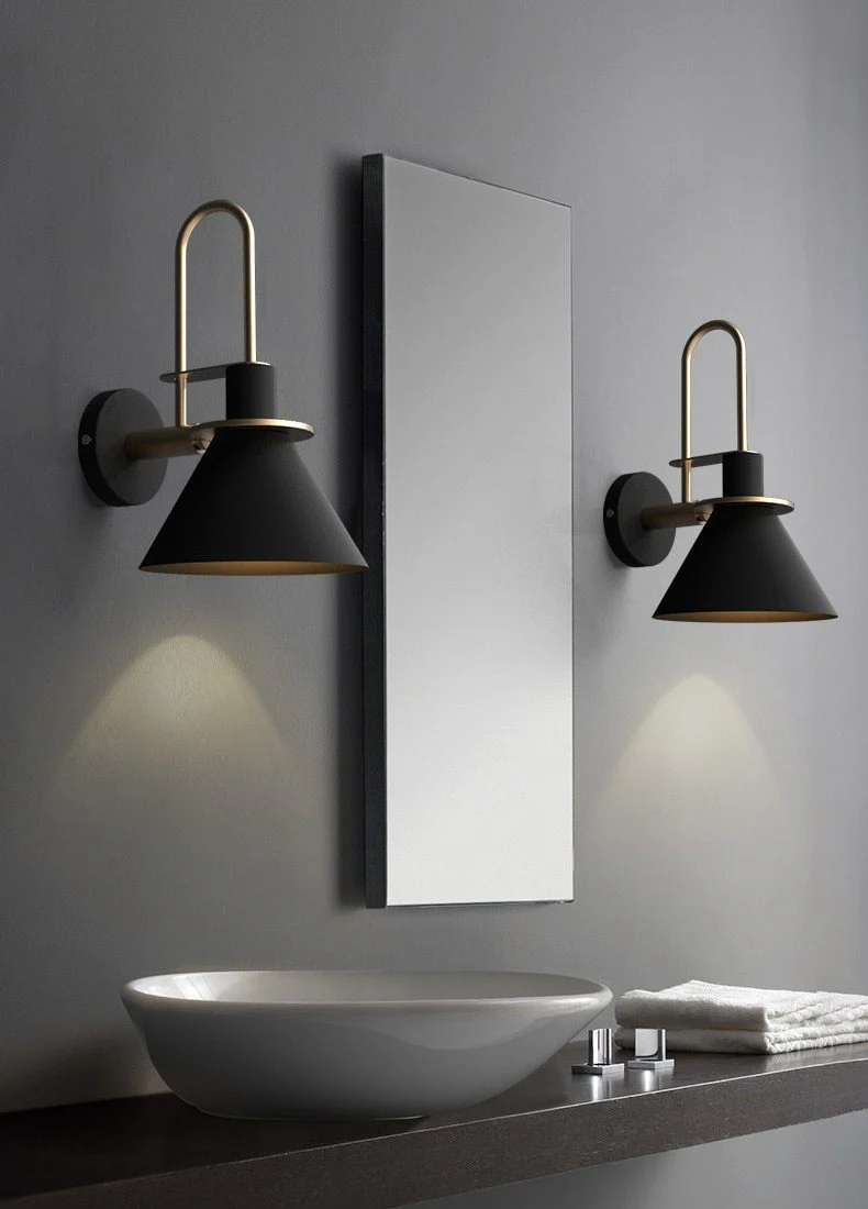Moderni Seinävalaisin Tyylikkäällä Designilla - Image 3