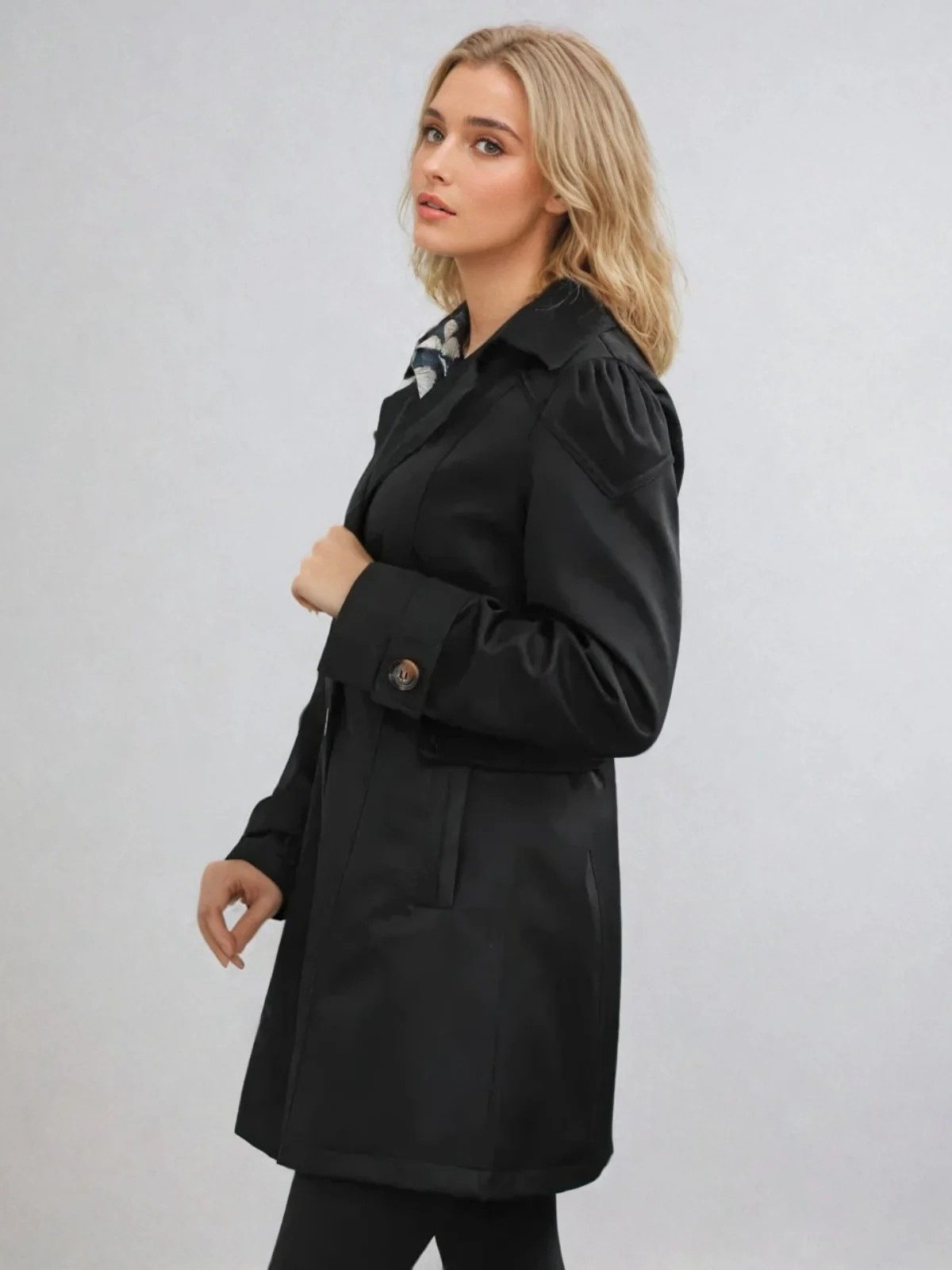 Naisten Trenchcoat Moderni Muotoilu - Image 5