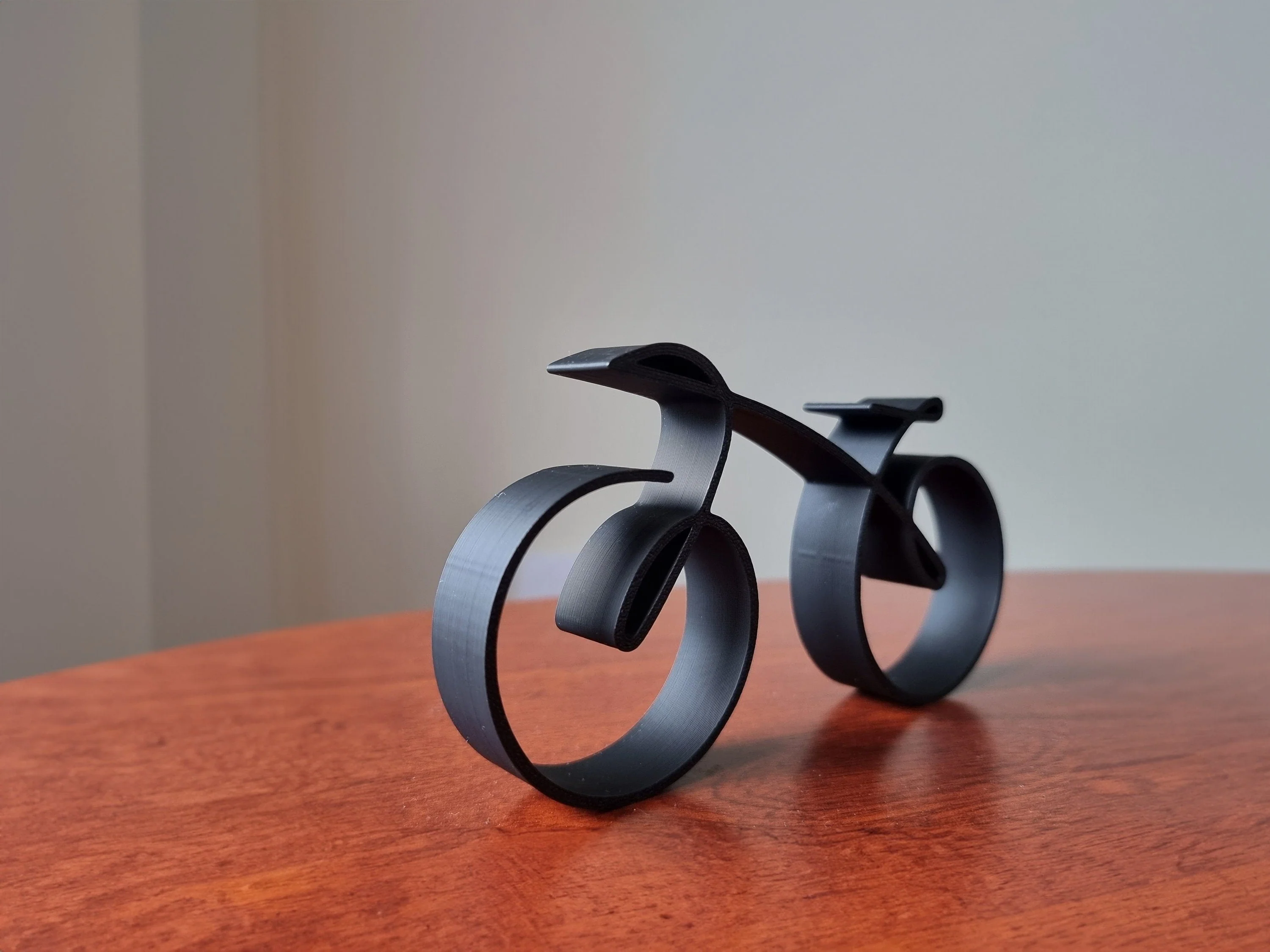 Polkupyöräveistos Minimalistinen Tyylikäs - Image 3