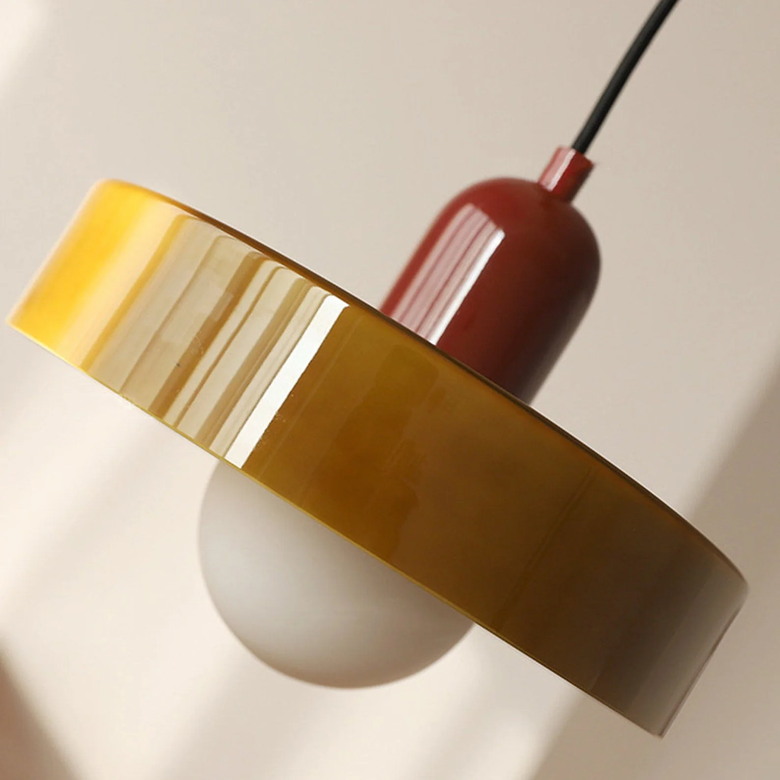 Riippuvalaisin Bauhaus-tyyliin Pyöreä Muoto Moderni Sisustus - Image 4