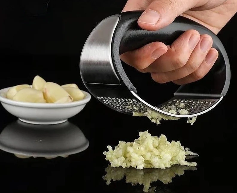 Ruostumattomasta teräksestä valmistettu valkosipulimurskain - Image 5
