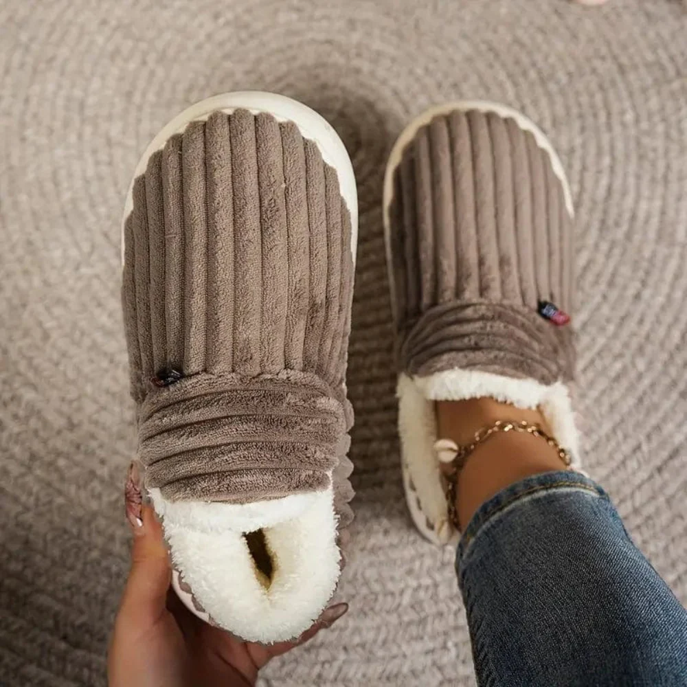 Unisex Tossut Pehmeä Plush Sisä- ja Ulkokäyttöön - Image 8